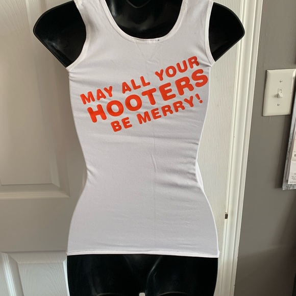 Vintage Hooters Special Edition Christmas Niagara Falls, On Canada XS - Picture 3 of 5